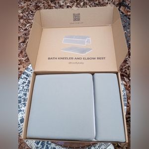 TOODLY Baby Bath Kneeler and Elbow rest pads (NEW)